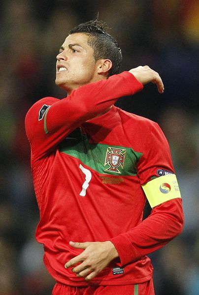 突破防线的 突破防线的