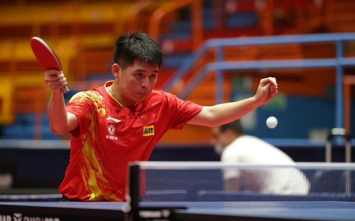 卫冕冠军的 卫冕冠军的